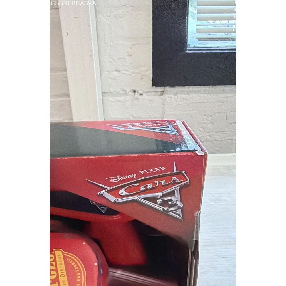 Disney Pixar Cars 3 Crazy Crash & Smash Lightning McQueen R/C Car 2.4GHz New